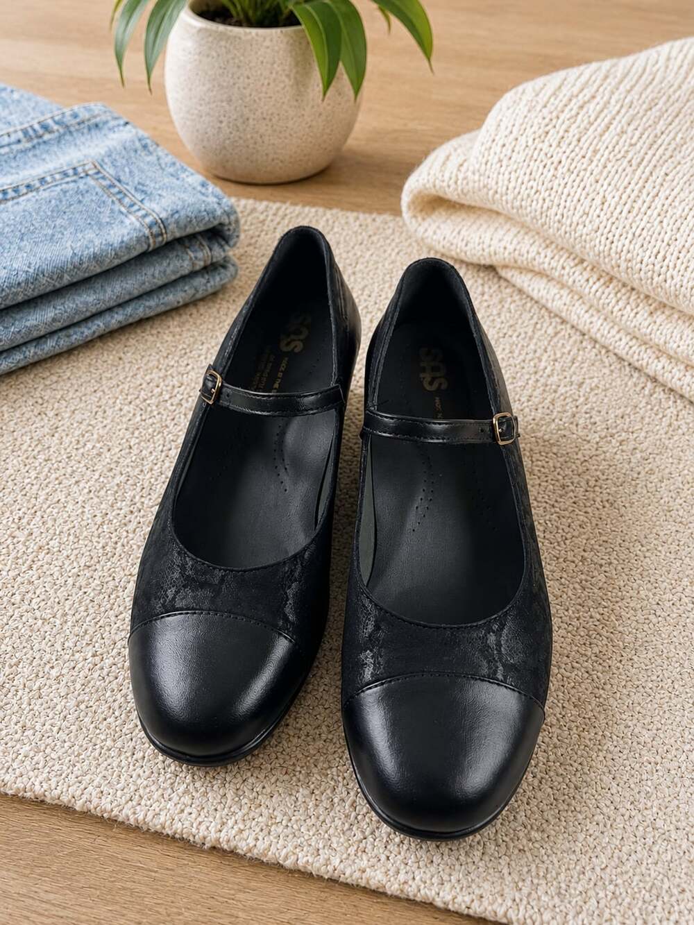 SAS Black Leather Mary Jane Heels Wide Width WW Comfort Shoes Women’s Size 8